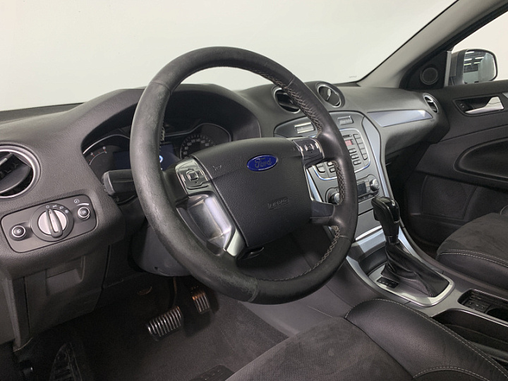 FORD Mondeo 2, 2012 года, Автоматическая, Серо-коричневый