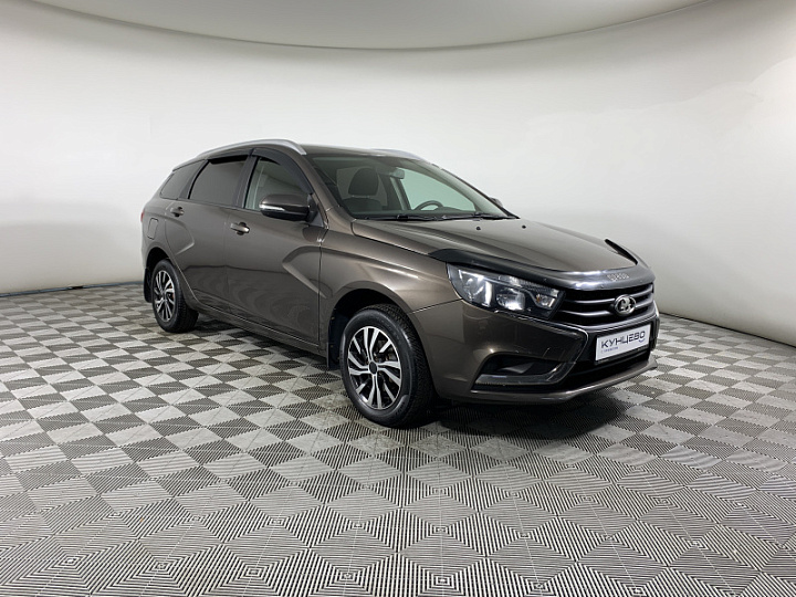 Lada Vesta 1.6, 2019 года, Механика, КОРИЧНЕВЫЙ