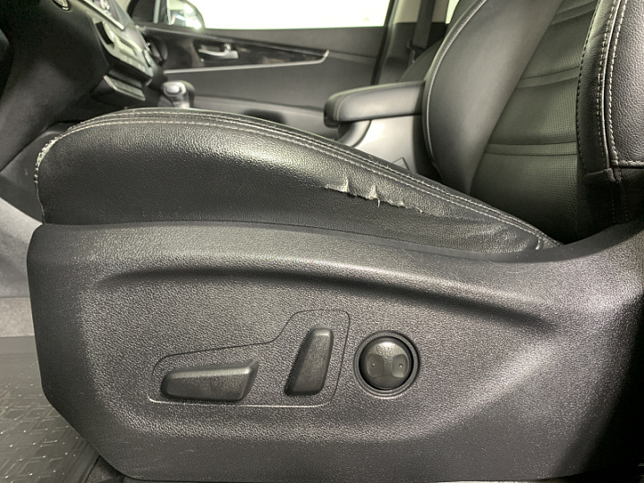 KIA Sorento 2.2, 2018 года, Автоматическая, ЧЕРНЫЙ