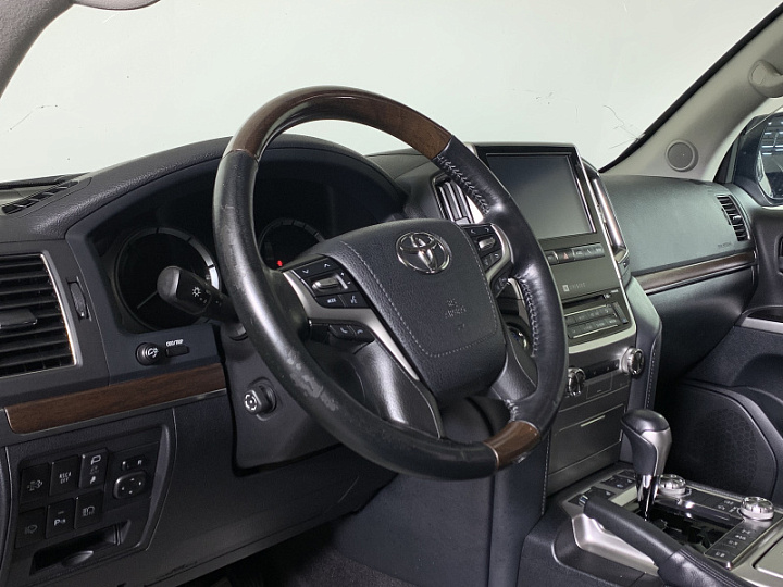 Toyota Land Cruiser 200 4.461, 2019 года, atm6, Белый