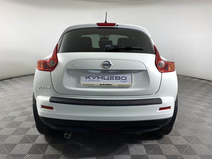 NISSAN Juke 1.6, 2012 года, Вариатор, БЕЛЫЙ