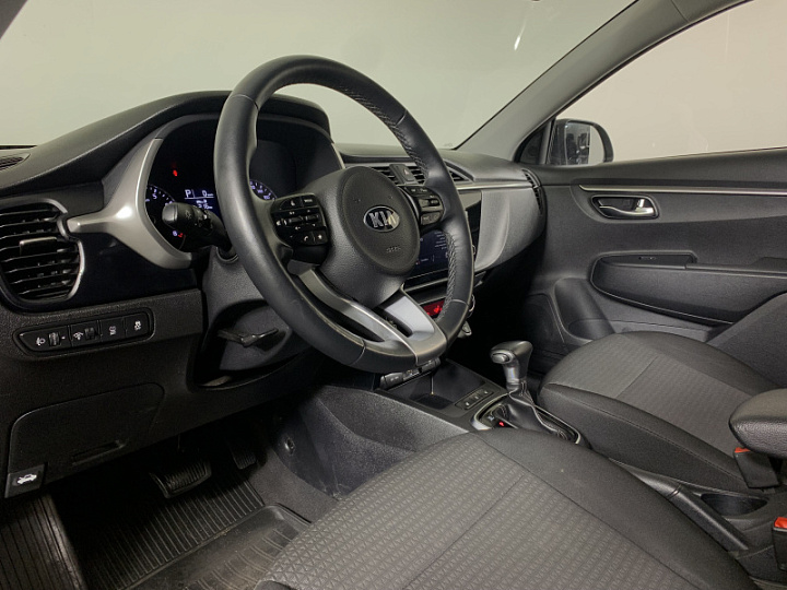 KIA Rio 1.6, 2021 года, Автоматическая, ЧЕРНЫЙ