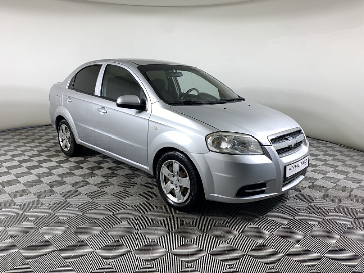 Chevrolet Aveo 1.2, 2009 года, Механика, Серебристый