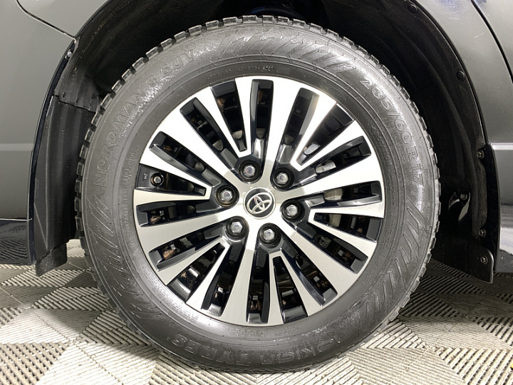 Toyota HiAce 2.8, 2020 года, Автоматическая, Черный