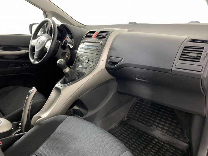TOYOTA Auris 1.6, 2008 года, Механика, СЕРЫЙ