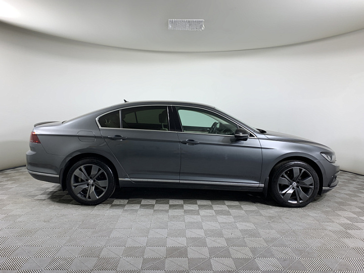 VOLKSWAGEN Passat 1.8, 2017 года, Робот, ТЕМНО-СЕРЫЙ