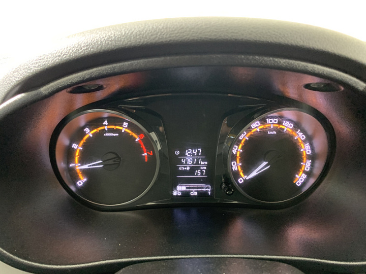 Lada Granta 1.6, 2023 года, Механика, БЕЛЫЙ