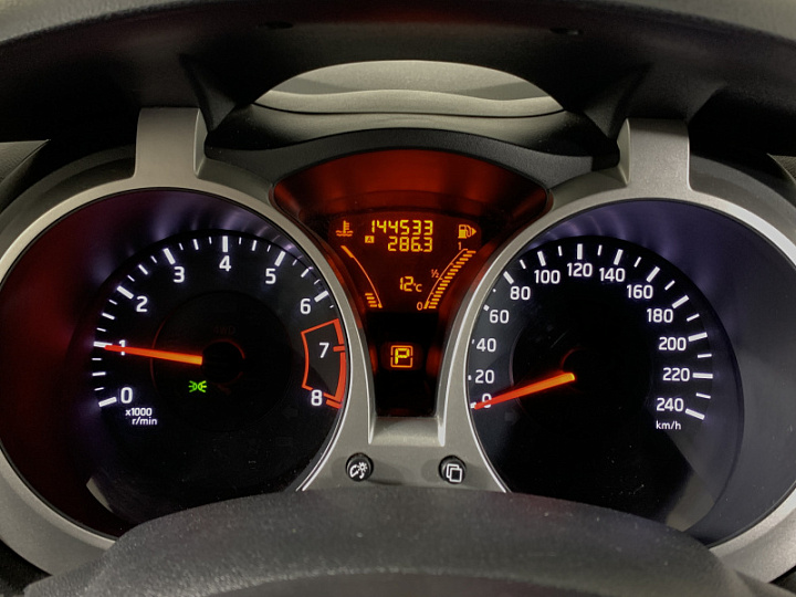 Nissan Juke 1.6, 2012 года, Вариатор, ТЕМНО-СИНИЙ