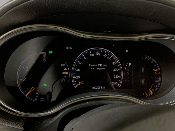 JEEP Grand Cherokee 3, 2013 года, Автоматическая, ЧЕРНЫЙ