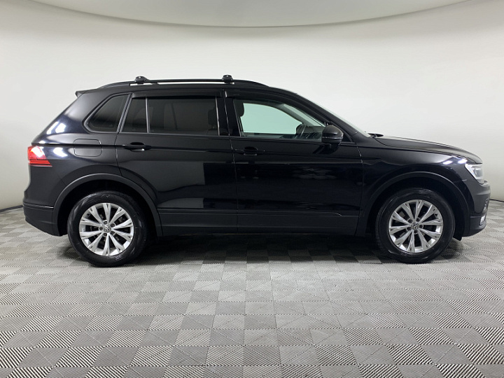 Volkswagen Tiguan 1.4, 2020 года, Механика, Черный