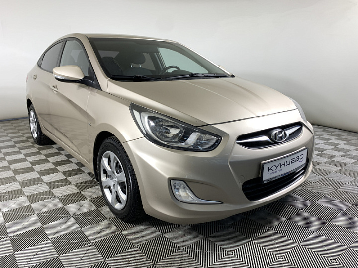 HYUNDAI Solaris 1.6, 2011 года, Автоматическая, Бежево-серый