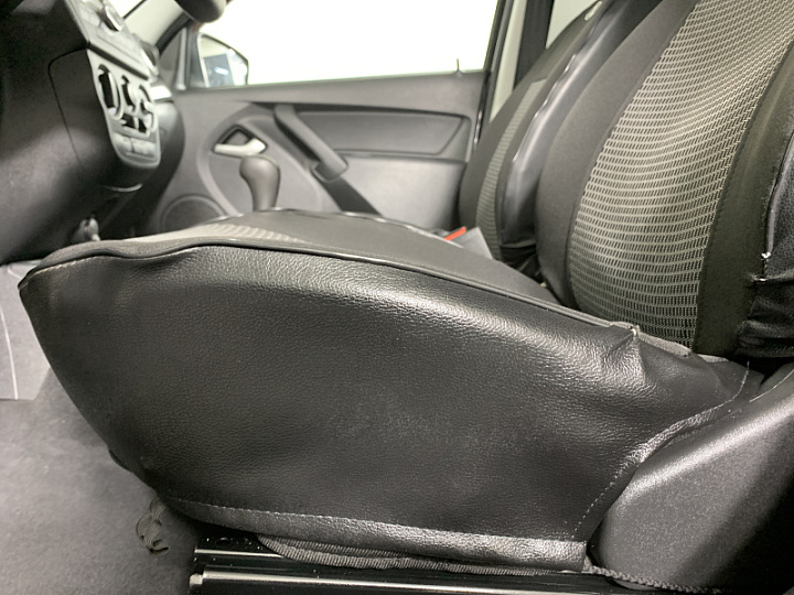 Lada Granta 1.6, 2018 года, Механика, ЧЕРНЫЙ