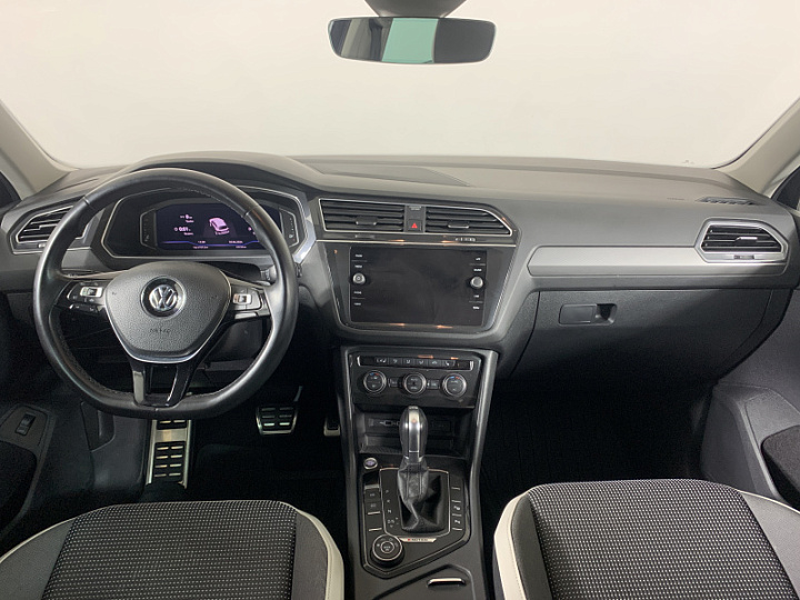 VOLKSWAGEN Tiguan 1.4, 2019 года, Робот, ЧЕРНЫЙ