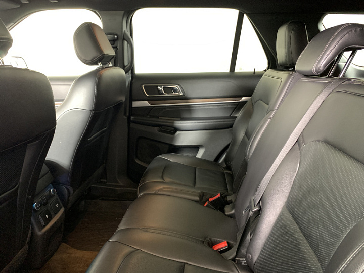 FORD Explorer 3.5, 2017 года, Автоматическая, ЧЕРНЫЙ