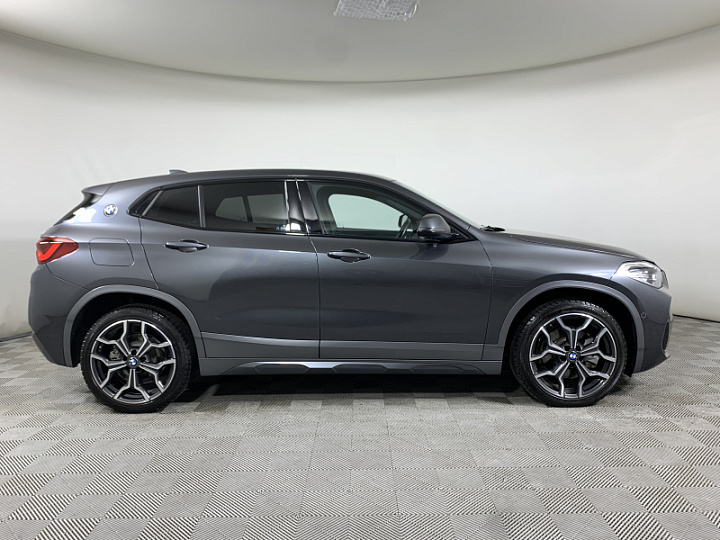BMW X2 2, 2020 года, Автоматическая, СЕРЫЙ