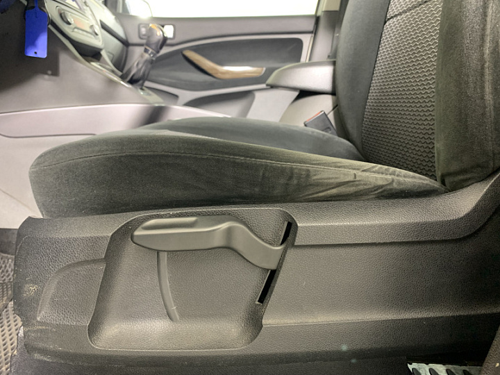 Ford C-MAX 1.8, 2008 года, Механика, Бежевый