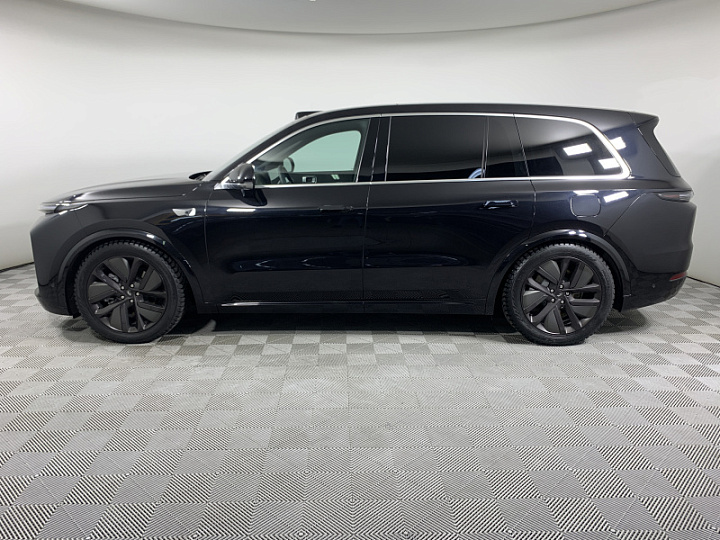 Li Auto L9 1.5, 2023 года, Автоматическая, ЧЕРНЫЙ
