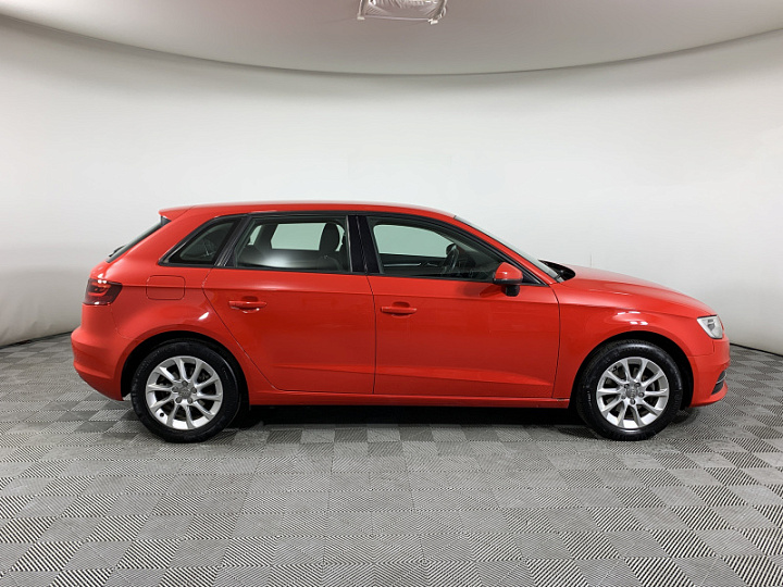 AUDI A3 1.4, 2013 года, Робот, КРАСНЫЙ