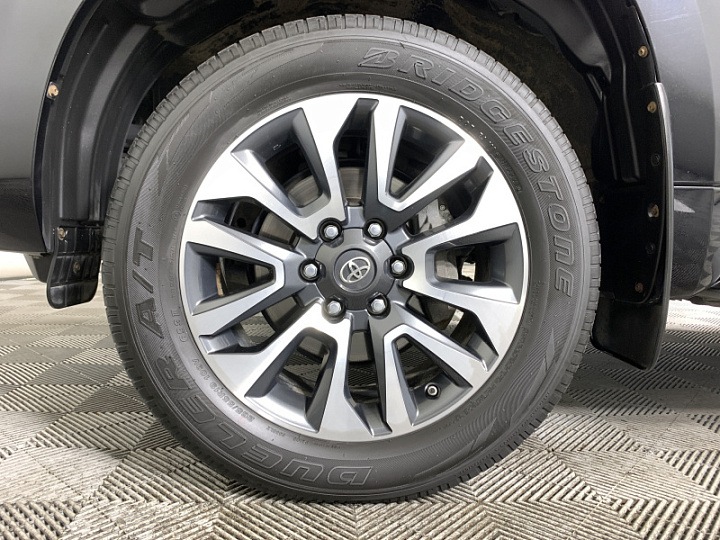 TOYOTA Land Cruiser Prado 2.8, 2021 года, Автоматическая, ЧЕРНЫЙ