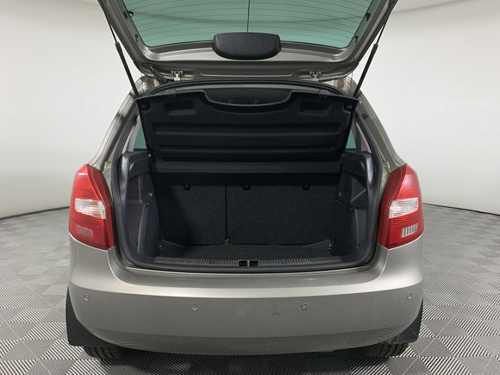SKODA Fabia 1.4, 2010 года, Механика, СЕРЫЙ
