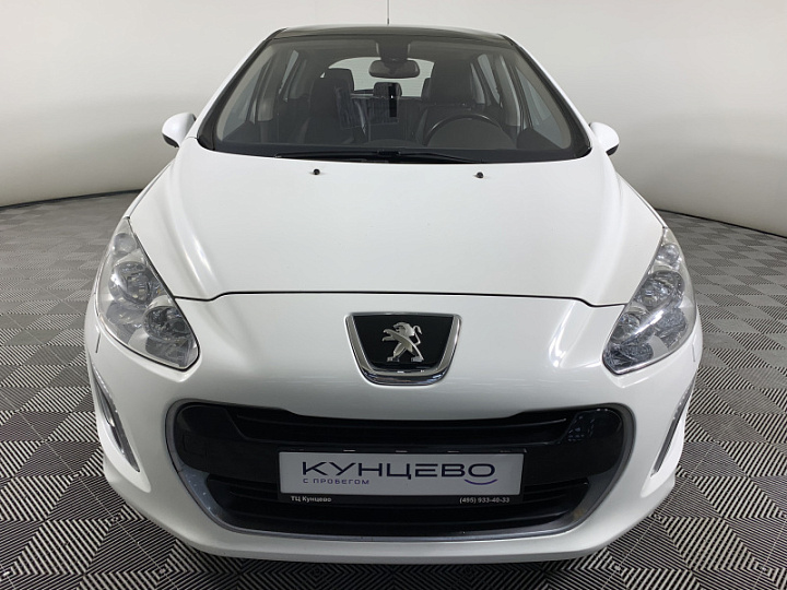 Peugeot 308 1.6, 2011 года, Автоматическая, Белый