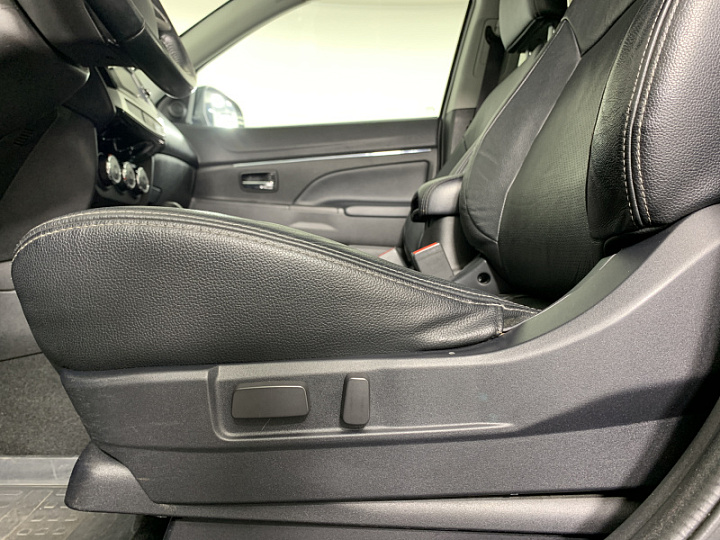 MITSUBISHI ASX 1.8, 2014 года, Вариатор, ЧЕРНЫЙ
