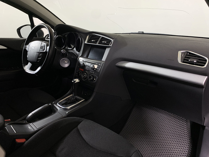 Citroen C4 1.6, 2015 года, Автоматическая, Светло серый
