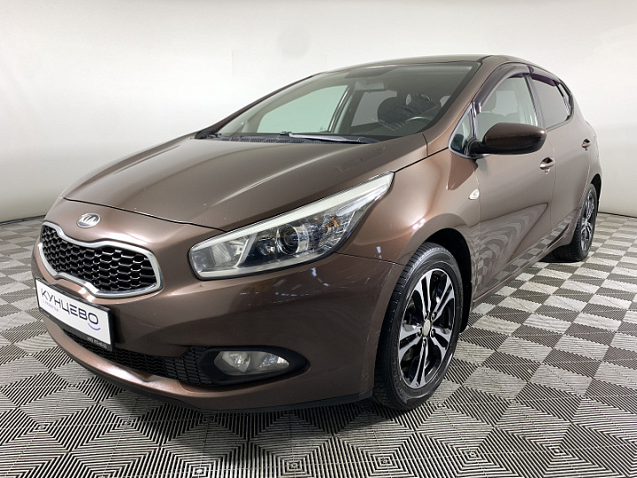 KIA Ceed 1.6, 2014 года, Механика, Коричневый