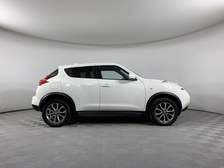 NISSAN Juke 1.6, 2014 года, Вариатор, БЕЛЫЙ