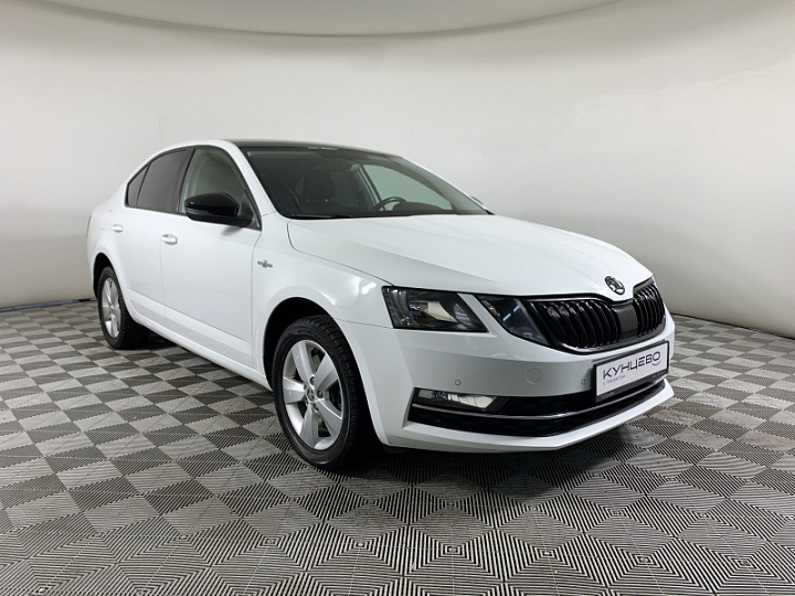 SKODA Octavia 1.8, 2019 года, Робот, БЕЛЫЙ
