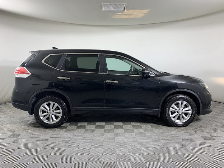 Nissan X-Trail 2.5, 2017 года, Вариатор, ЧЕРНЫЙ