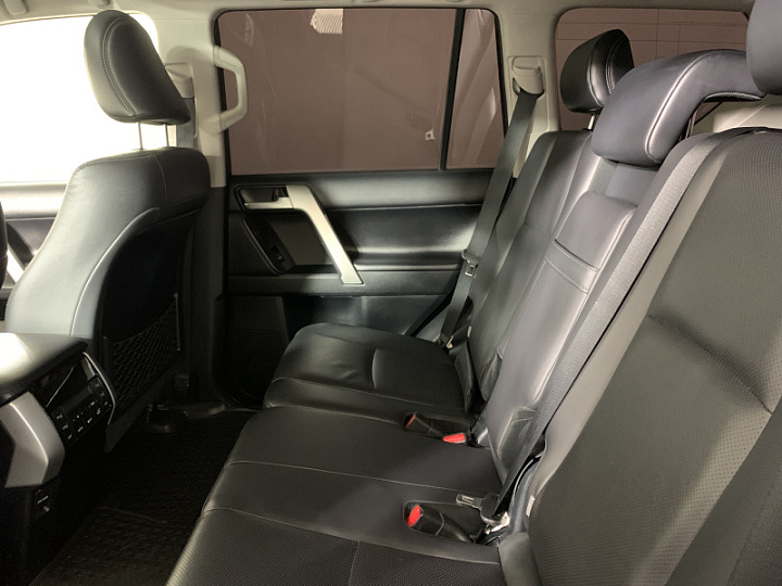 TOYOTA Land Cruiser Prado 2.8, 2021 года, Автоматическая, ЧЕРНЫЙ