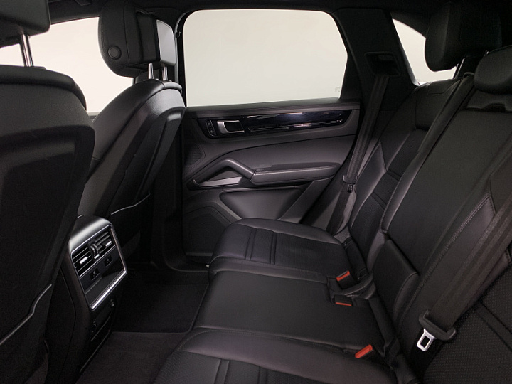 PORSCHE Cayenne 2.9, 2019 года, Автоматическая, ЧЕРНЫЙ