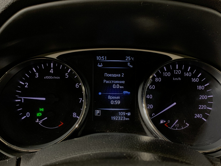 NISSAN X-Trail 2, 2015 года, Вариатор, ЗЕЛЕНЫЙ