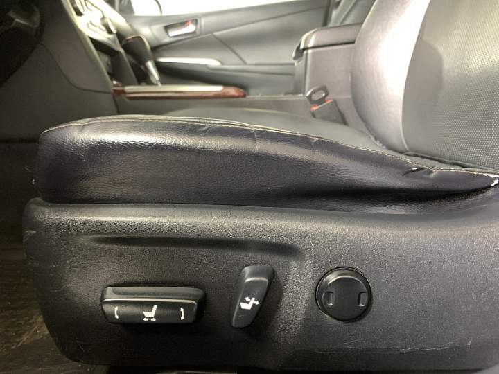 TOYOTA Camry 2.5, 2012 года, Автоматическая, Черный металлик