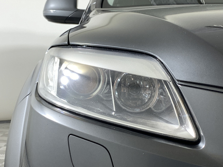 Audi Q7 3, 2009 года, Автоматическая, Светло серый