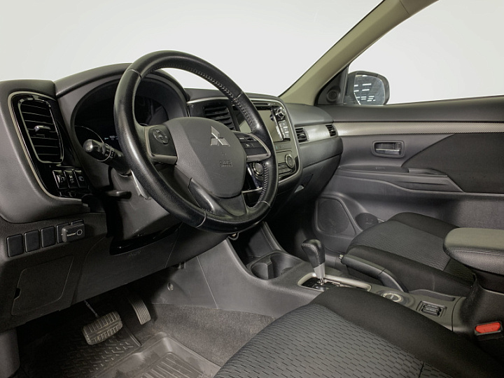 MITSUBISHI Outlander 2, 2013 года, Вариатор, БЕЛЫЙ