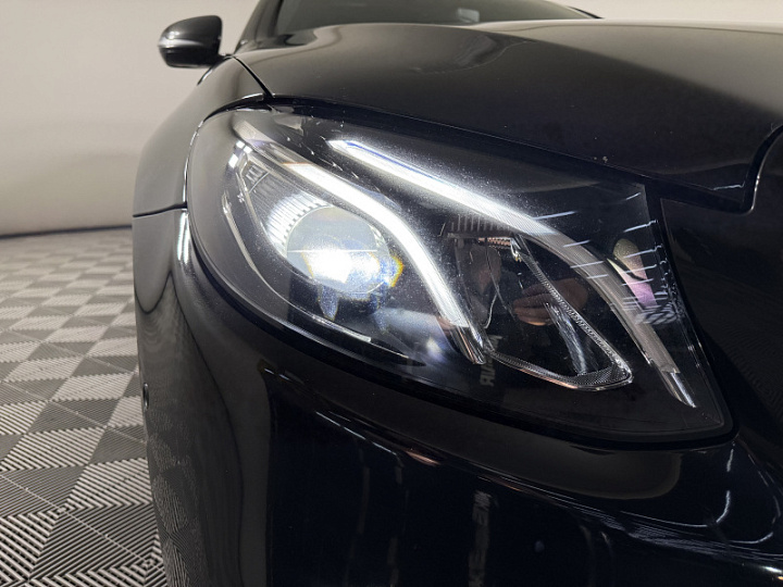Mercedes-Benz E-Класс 2, 2018 года, Автоматическая, ЧЕРНЫЙ
