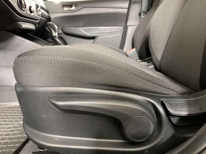 Hyundai Solaris 1.6, 2019 года, Автоматическая, Серый