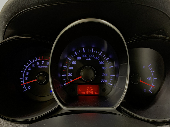 KIA Rio 1.6, 2013 года, Автоматическая, БЕЛЫЙ