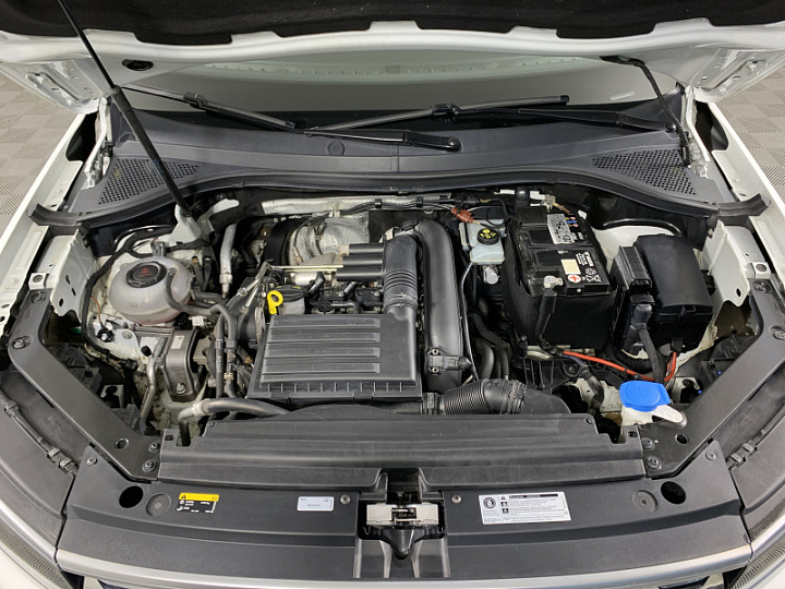 VOLKSWAGEN Tiguan 1.4, 2018 года, Робот, БЕЛЫЙ