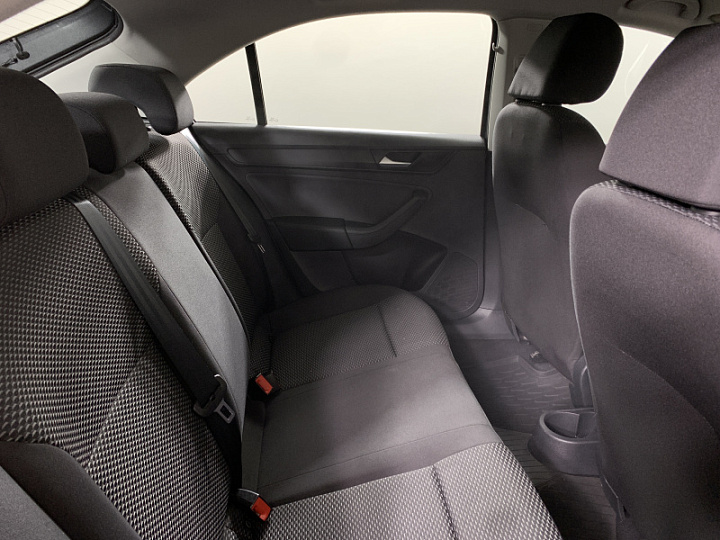 VOLKSWAGEN Polo 1.6, 2020 года, Автоматическая, СЕРЫЙ