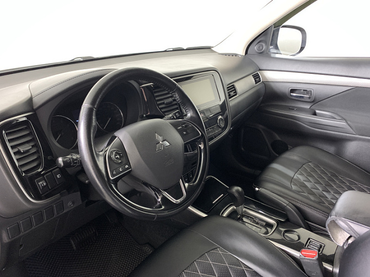 MITSUBISHI Outlander 2, 2018 года, Вариатор, БЕЛЫЙ