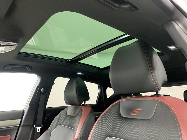 GEELY Coolray 1.5, 2021 года, Робот, СЕРЫЙ