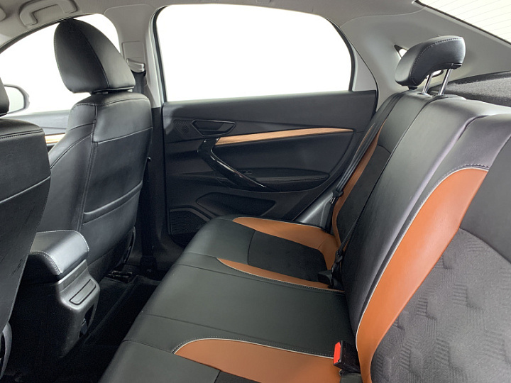 Lada Vesta 1.6, 2023 года, Механика, БЕЛЫЙ