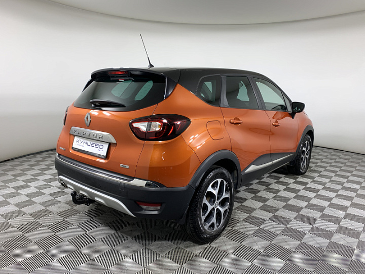 RENAULT Kaptur 2, 2017 года, Автоматическая, ОРАНЖЕВЫЙ