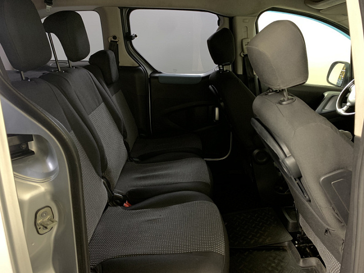 Citroen Berlingo 1.6, 2014 года, Механика, Серебристый
