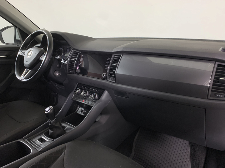 SKODA Kodiaq 1.4, 2018 года, Механика, БЕЛЫЙ