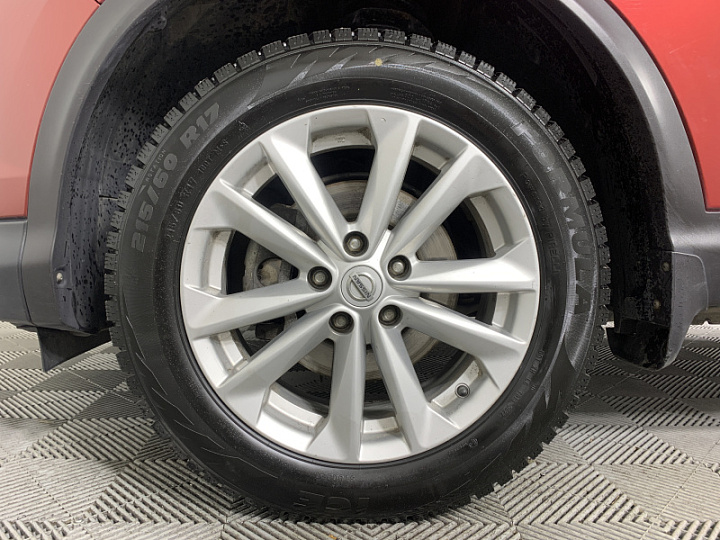 NISSAN Qashqai 1.2, 2016 года, Вариатор, КРАСНЫЙ