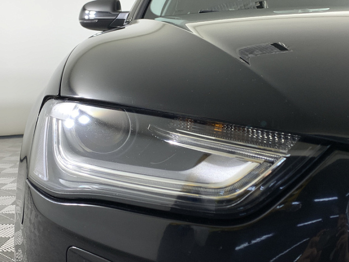 Audi A4 1.8, 2015 года, Вариатор, Черный